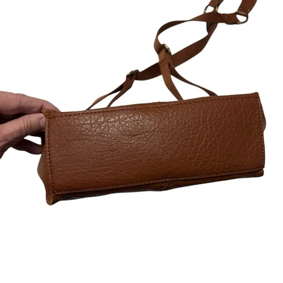 The Sak Brown Leather Crossbody Shoulder Bag Beautiful Cognac Pebbled Leather - Picture 10 of 15